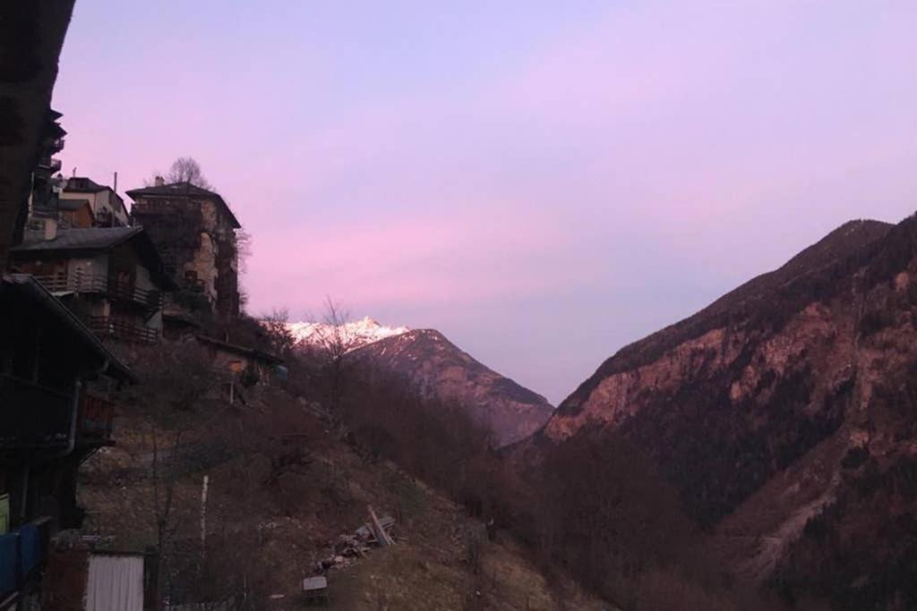 La Cabane De L'Homme Tranquille Le Tretien Exterior foto